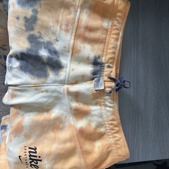 Nike sportswear jogger sweatpants - Picture 4 of 4